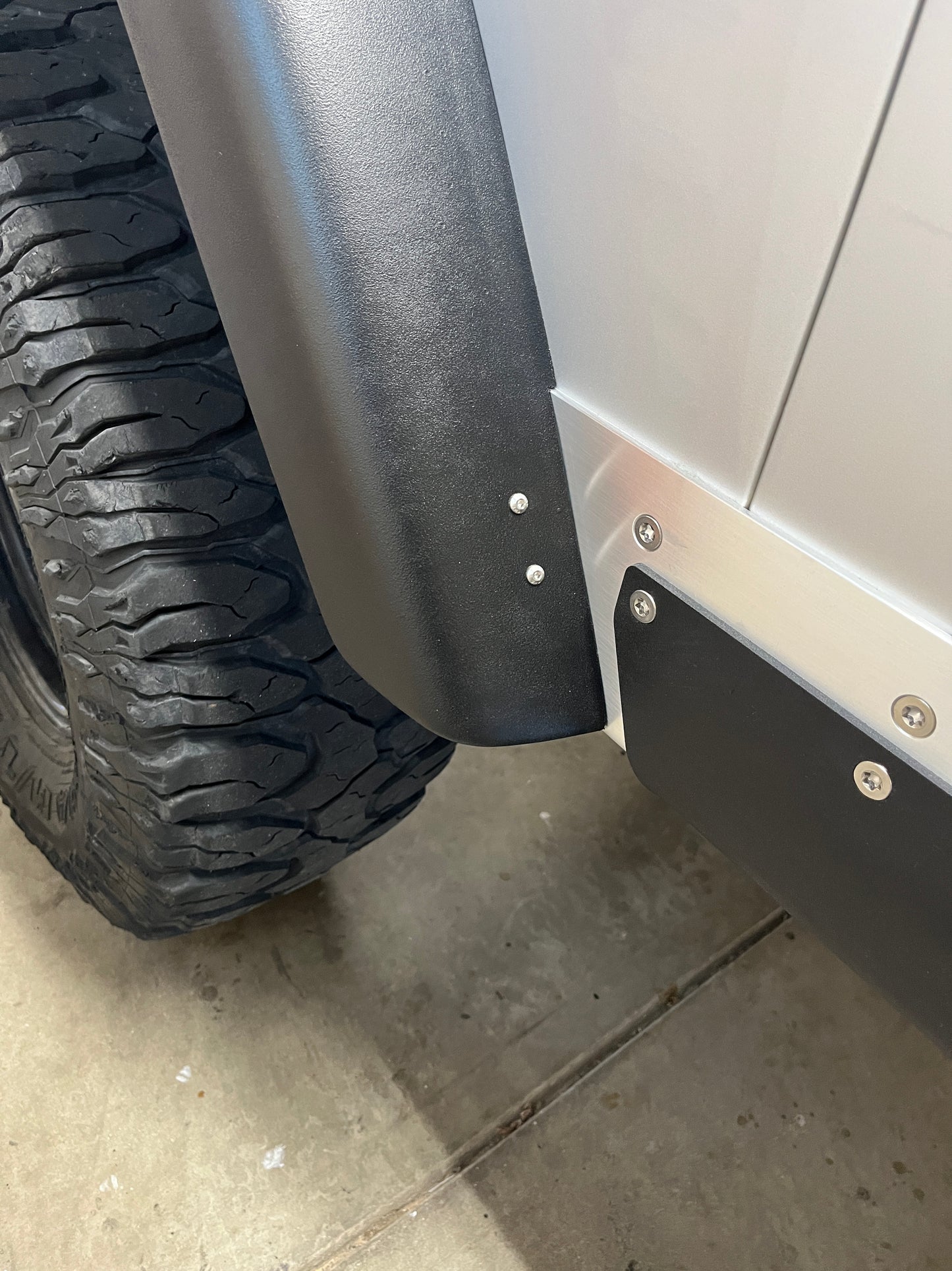 Flux Offroad Jeep LJ *ONLY* T6 Aluminum Rocker Guards With Stainless Steel Rash Guard