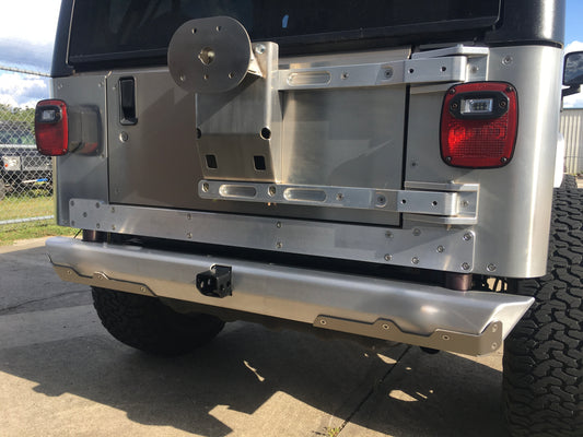 Flux Offroad Jeep TJ/LJ Aluminum Rear Bumper With Stainless Rash Guards and Hitch